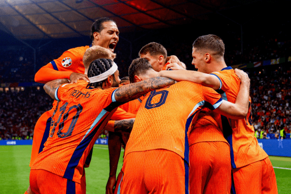 东契奇浓眉,交易引热议,里奇,太阳城,太阳城娱乐,太阳城app,太阳城赌场