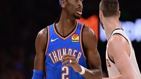 快船大胜雄鹿，伦纳德28分领跑战报